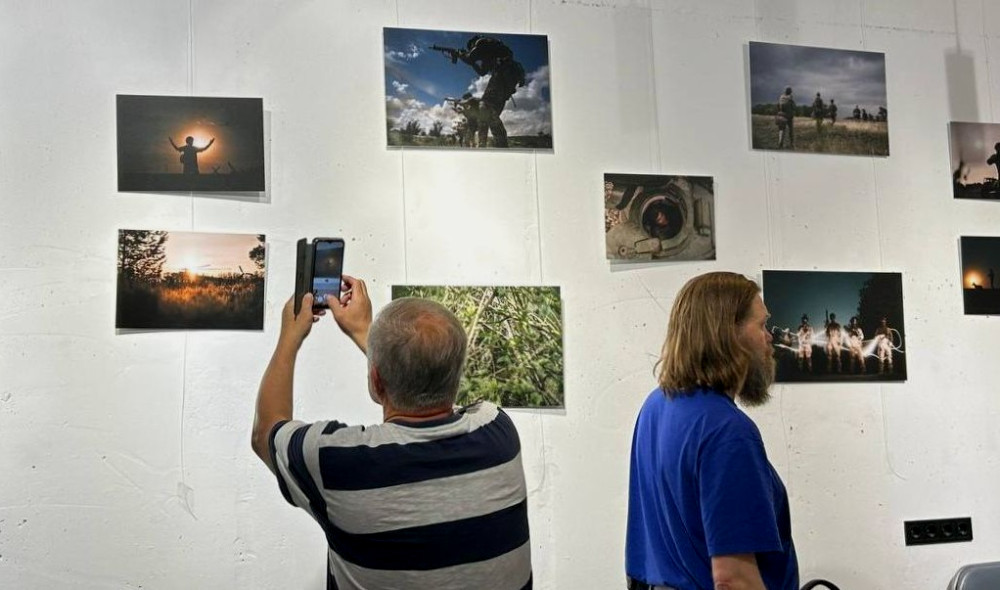 1085 image for slide