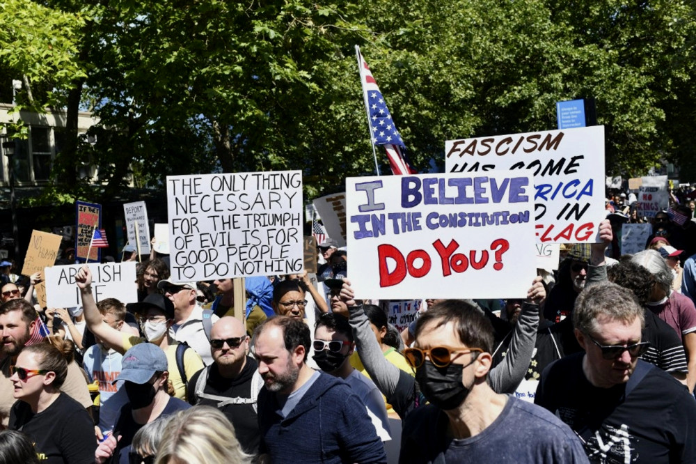 1351 image for slide