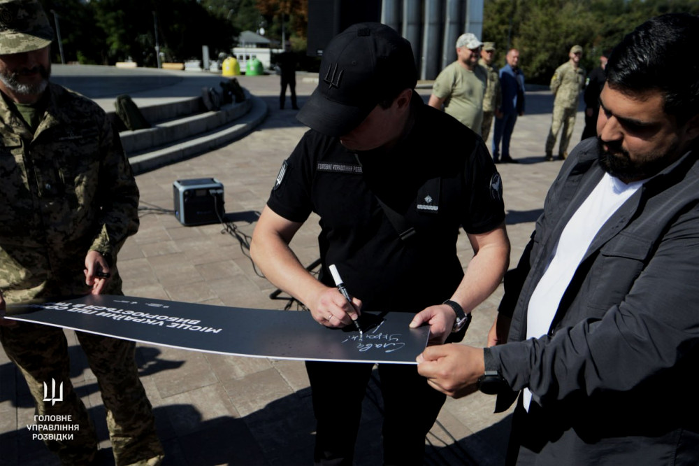 3812 image for slide