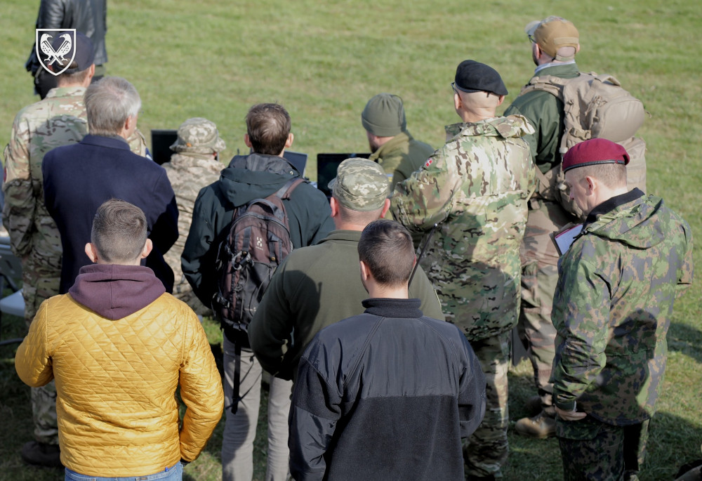 4554 image for slide