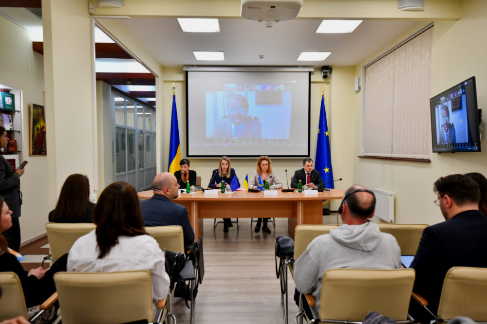 5715 image for slide